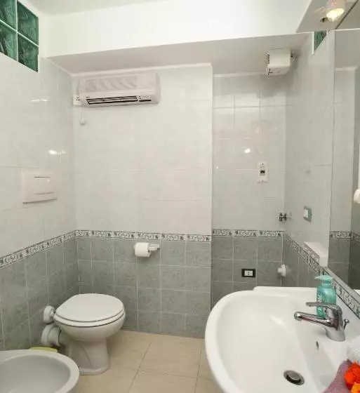 تختخواب و صبحانه Costadoro