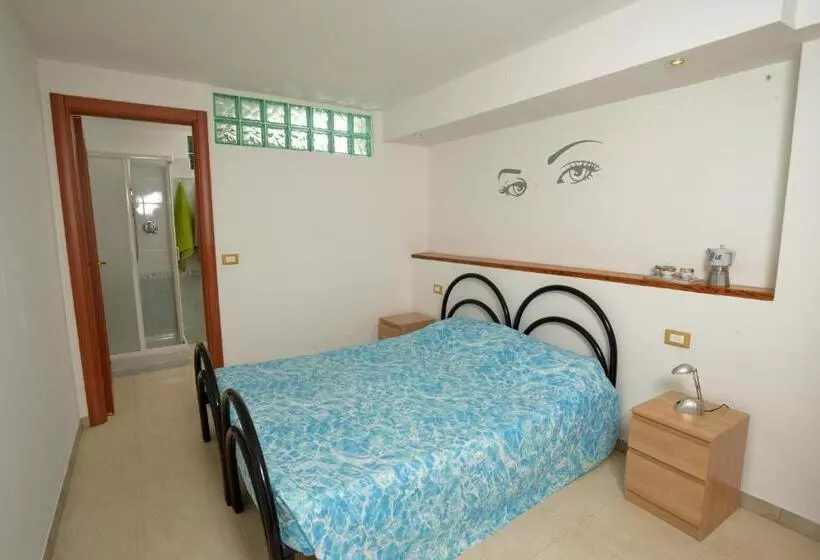 تختخواب و صبحانه Costadoro