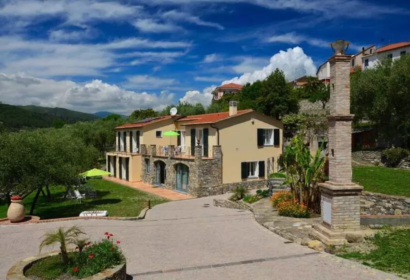 تختخواب و صبحانه Costadoro