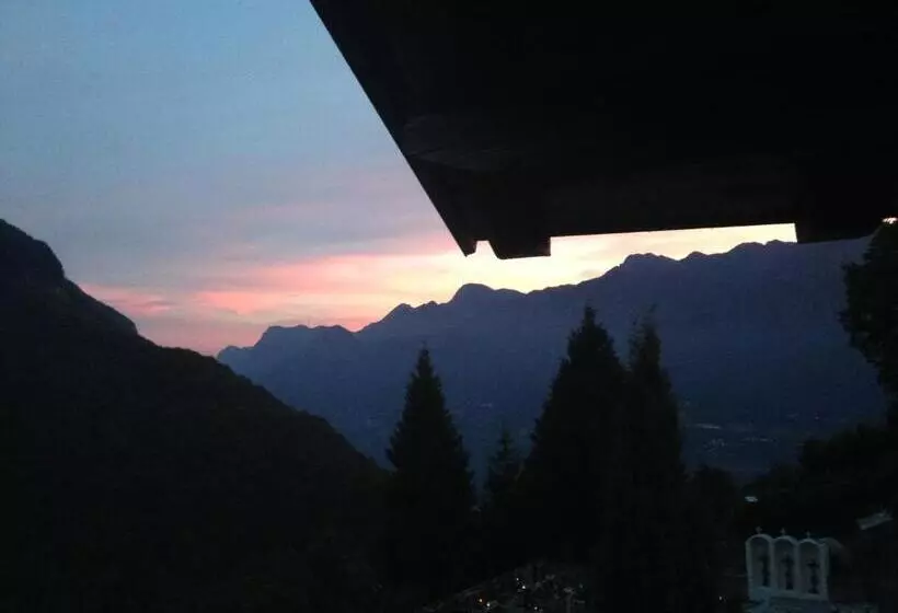 Aamiaismajoitus (B&B) Idroblu Bondone Lago D Idro