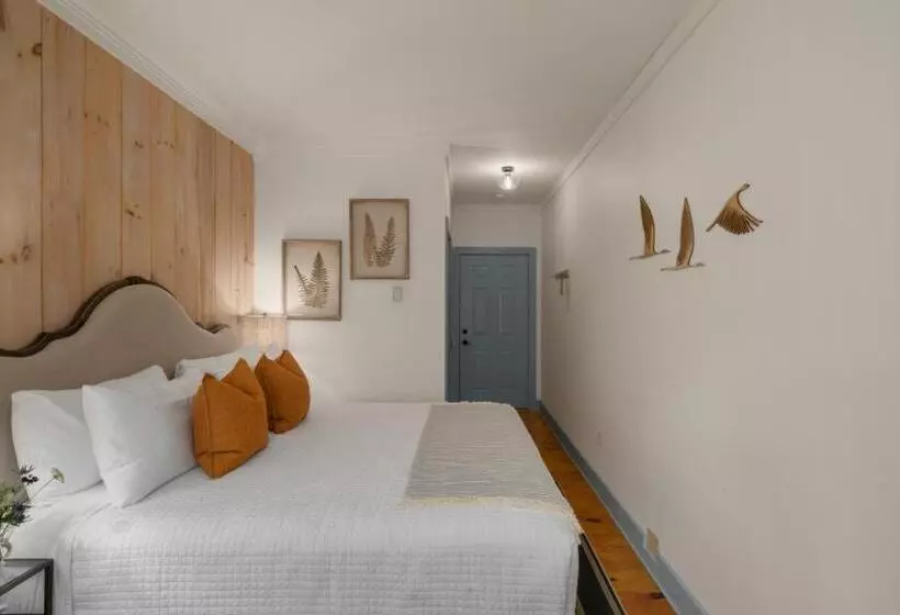 Aamiaismajoitus (B&B) Inn At Silver Maple Farm