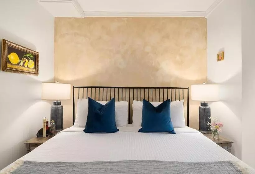 Aamiaismajoitus (B&B) Inn At Silver Maple Farm