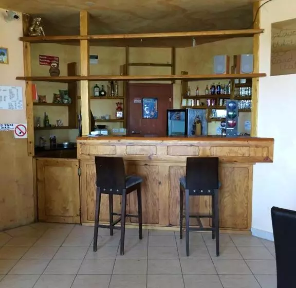 Aamiaismajoitus (B&B) János Tó