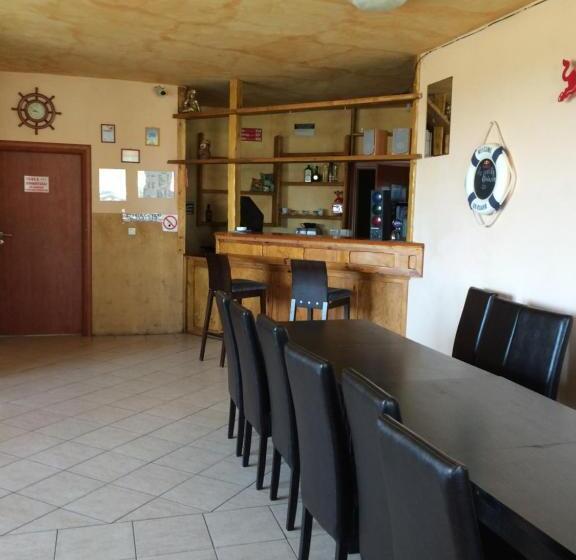 住宿加早餐 János Tó