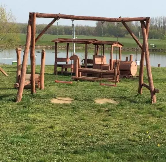 Aamiaismajoitus (B&B) János Tó