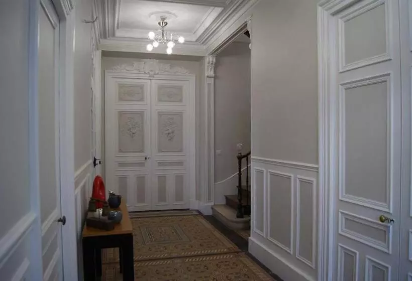 Aamiaismajoitus (B&B) Le Château De La Brosse Chambres D Hôtes