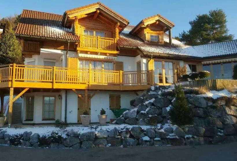 Aamiaismajoitus (B&B) Suite Mit Parkplatz Gebertingen