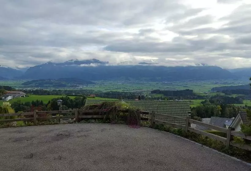 Aamiaismajoitus (B&B) Suite Mit Parkplatz Gebertingen