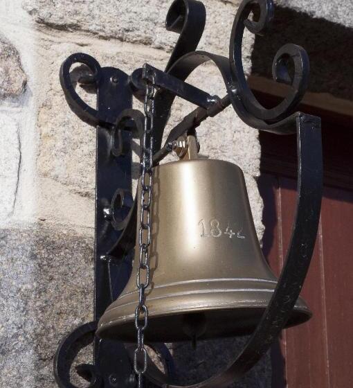 住宿加早餐  Ty Daou Gwez