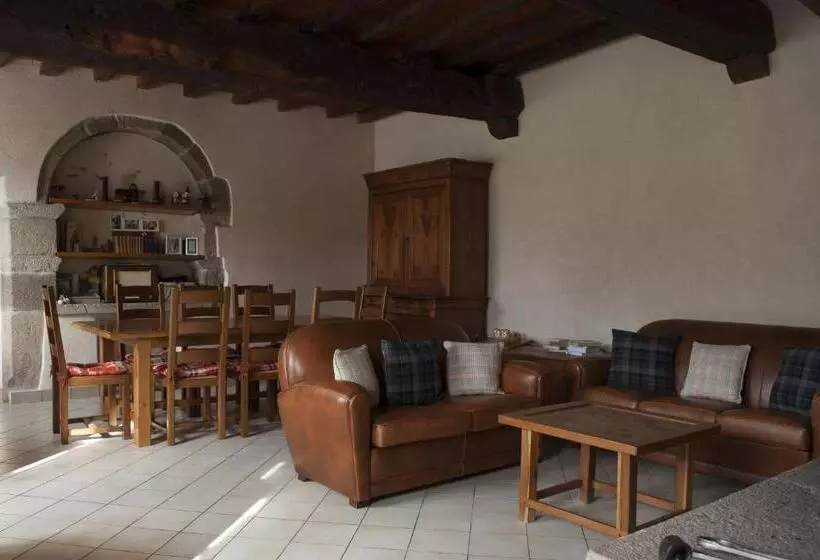 Aamiaismajoitus (B&B) Ty Daou Gwez