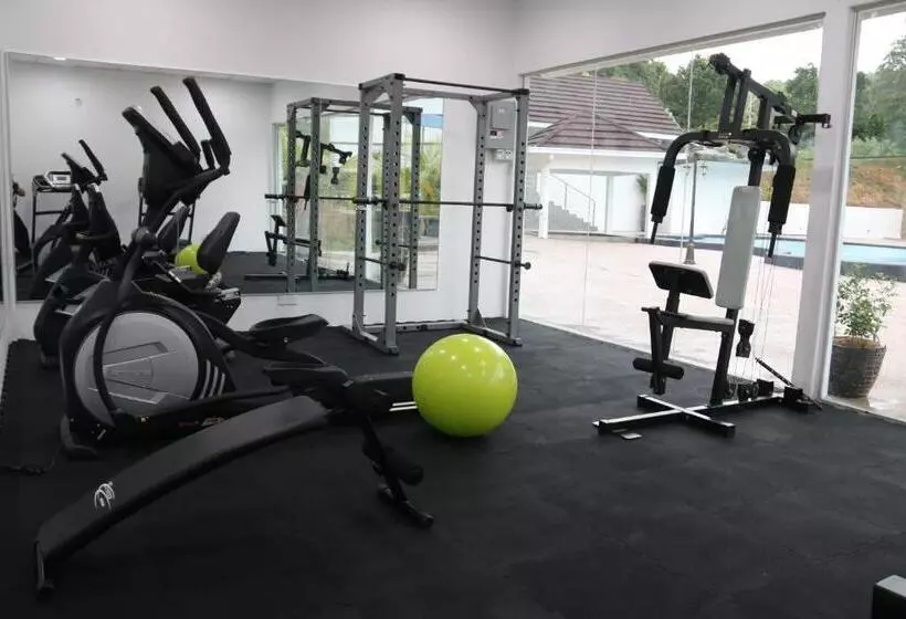 ホテル Edc Uum Sintok