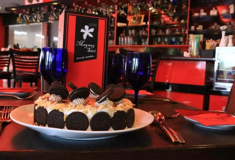 ホテル Edc Uum Sintok