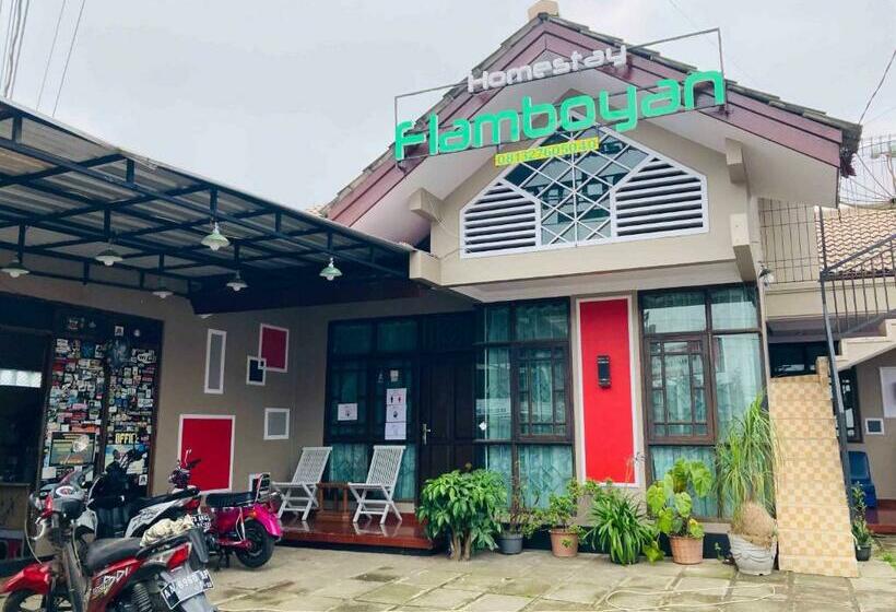 Otel Flamboyan Homestay 1 Dieng Syariah Redpartner