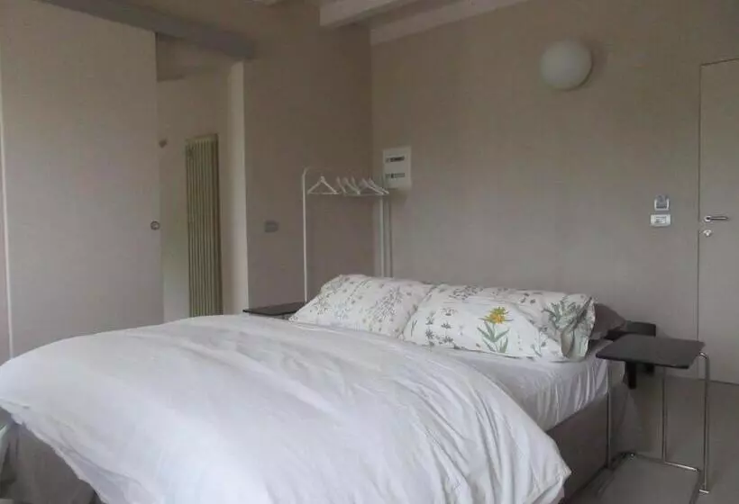 هتل Villa Laura