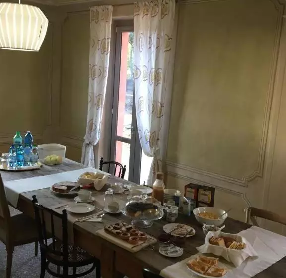 هتل Villa Laura