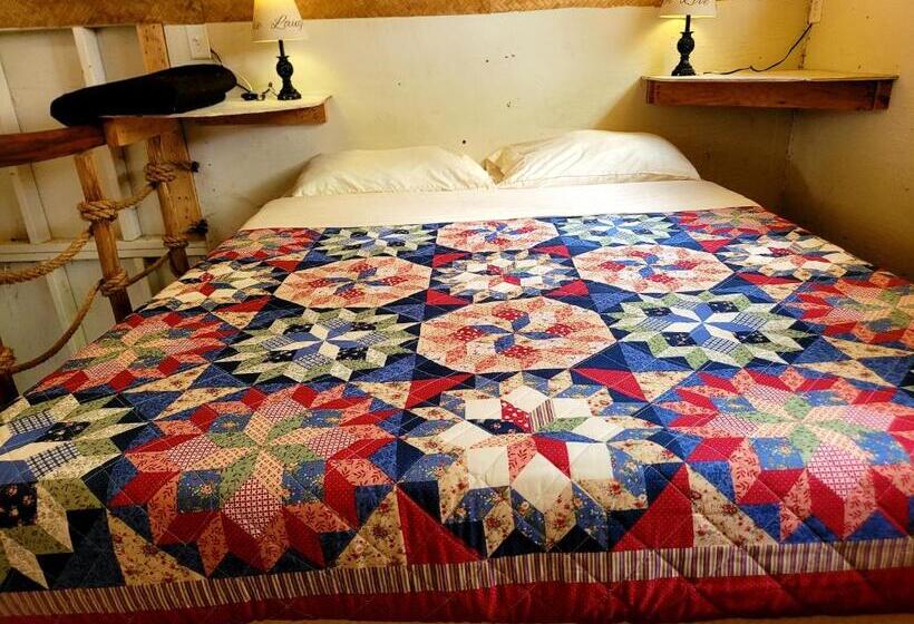 Majatalo Cabin 6 New Cottage With Private Hot Tub