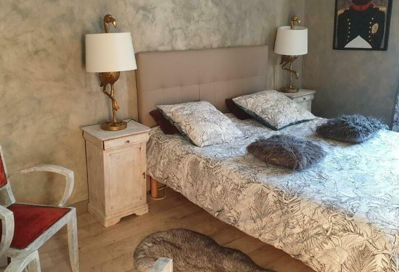 بنسيون La Maison Porte Bonheur