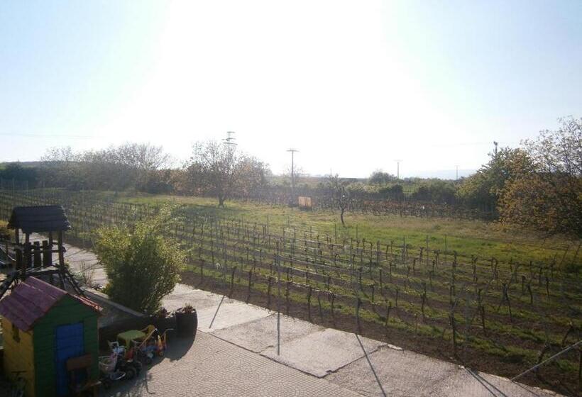 פנסיון Penzión Ranč šenkvice