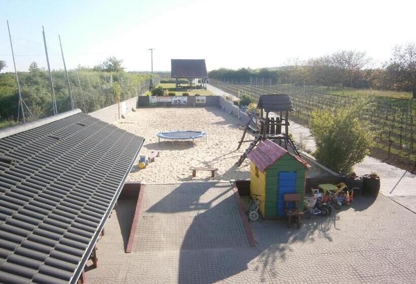 פנסיון Penzión Ranč šenkvice