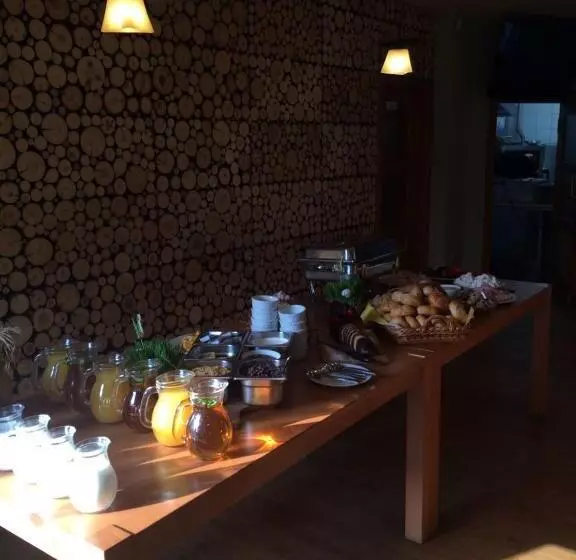 Majatalo Penzion Horal