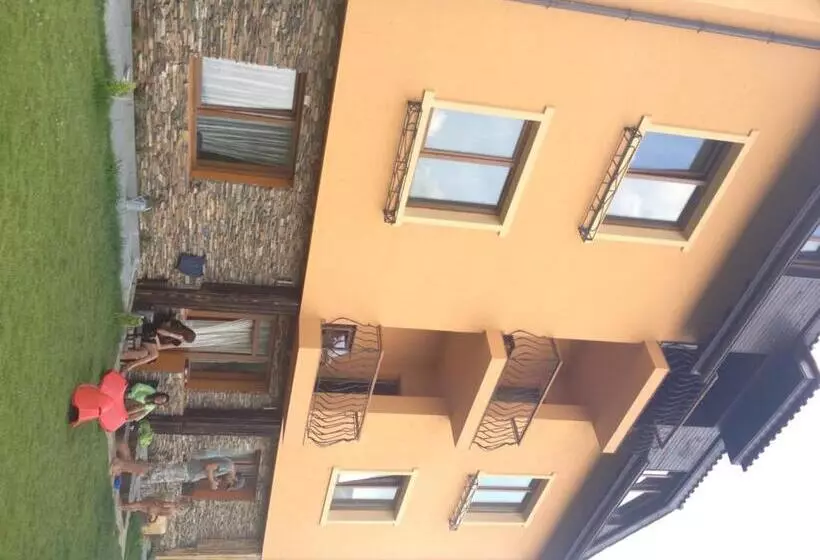 ペンション Villa Aya