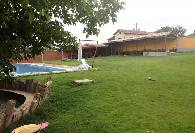 ペンション Villa Aya