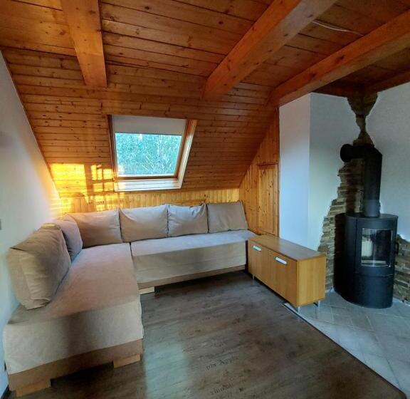 펜션 Vörös Macska Vendégház