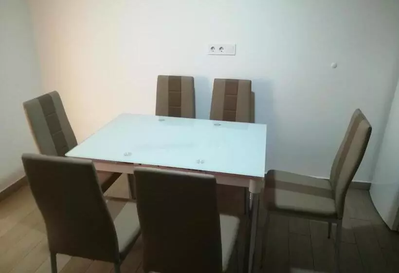 Majatalo Vörös Macska Vendégház