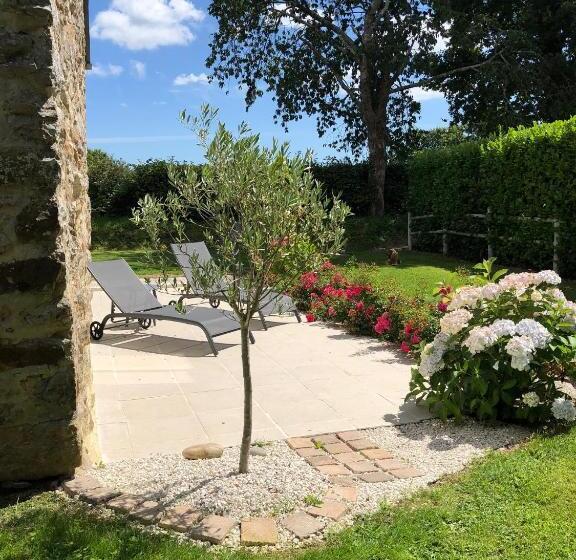 Bed and Breakfast Le Domaine D Etaville