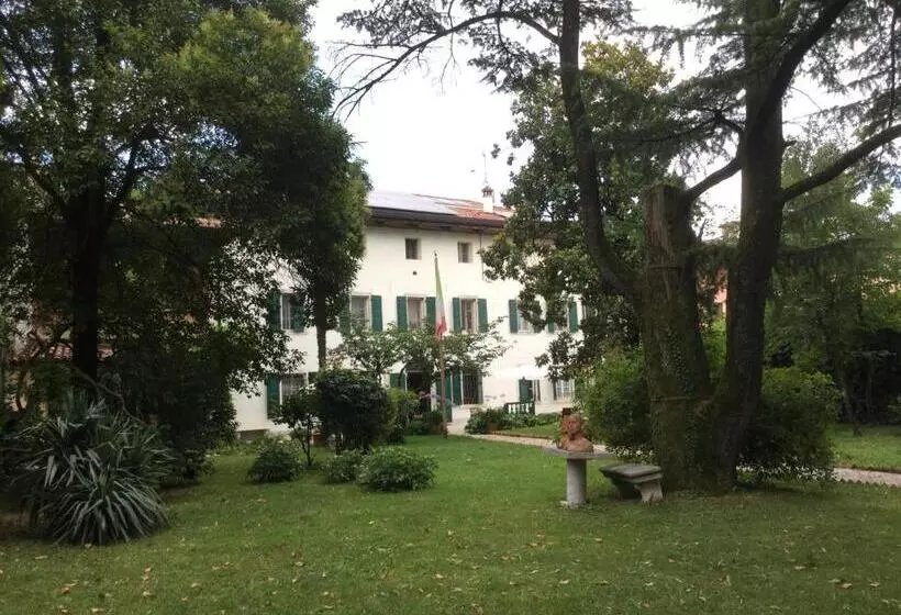 ベッドアンドブレックファースト Casa Ariis