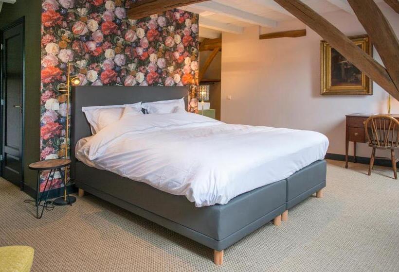 مبيت وإفطار De Heeren Van Tuil