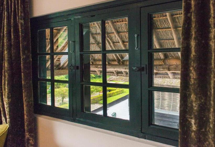 مبيت وإفطار De Heeren Van Tuil