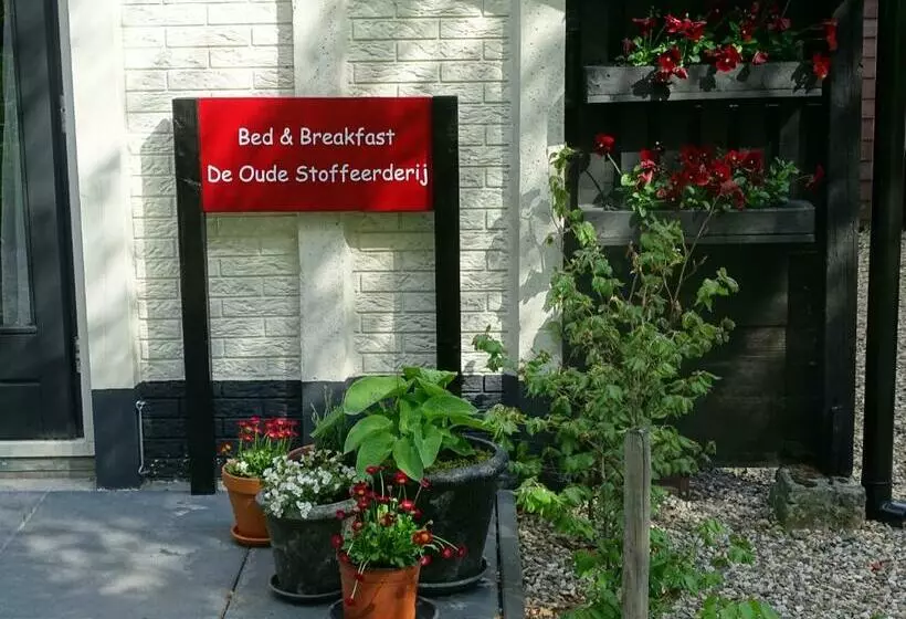 Aamiaismajoitus (B&B) De Oude Stoffeerderij