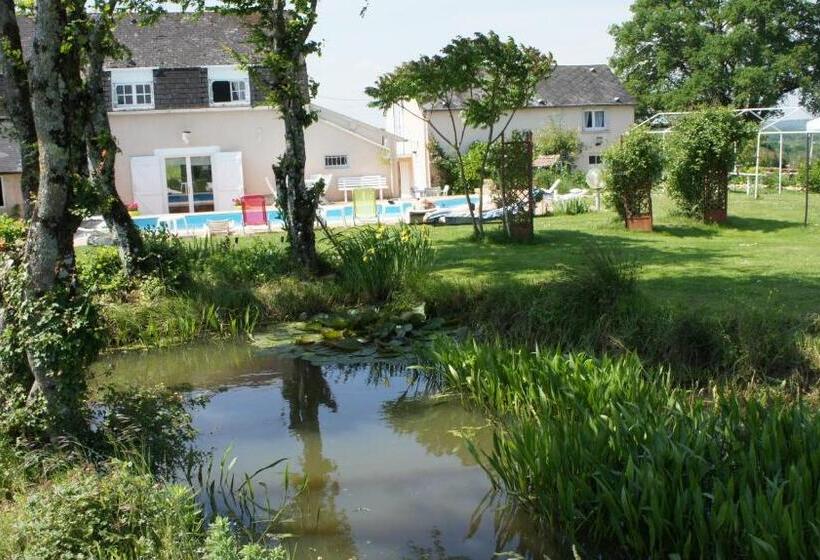 민박 La Petite Maison   L Ouche Charlot