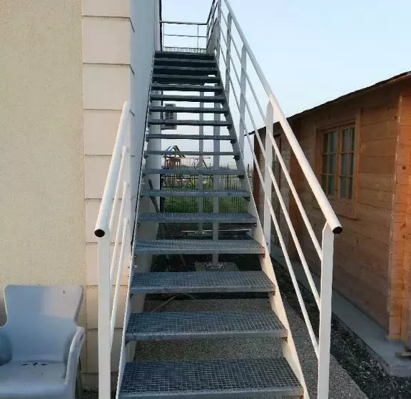 Aamiaismajoitus (B&B) Les Fermiers