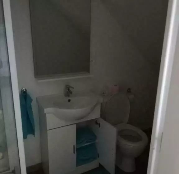 Aamiaismajoitus (B&B) Les Fermiers