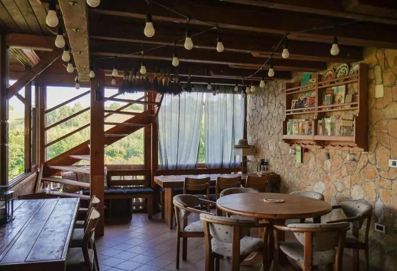 Aamiaismajoitus (B&B) Rose Hip Hill Farm