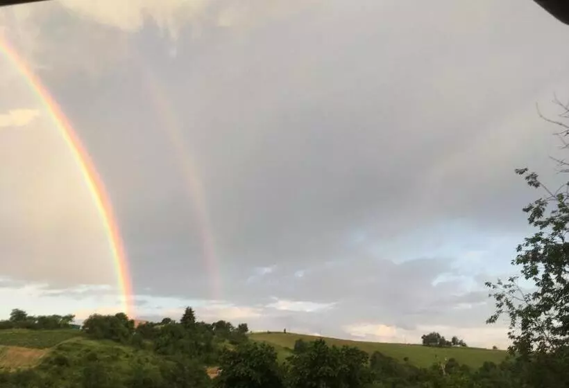 Aamiaismajoitus (B&B) Rose Hip Hill Farm