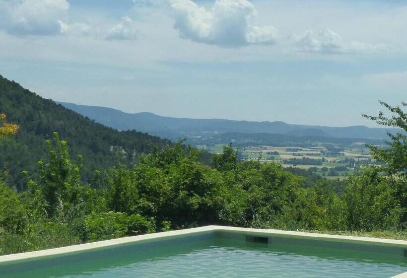 مبيت وإفطار Tempepailla