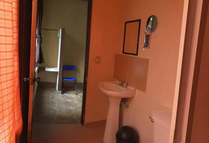 ホテル Alameda Maravatio