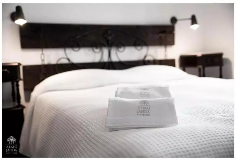 هتل Almojanda 3 Olive Tree