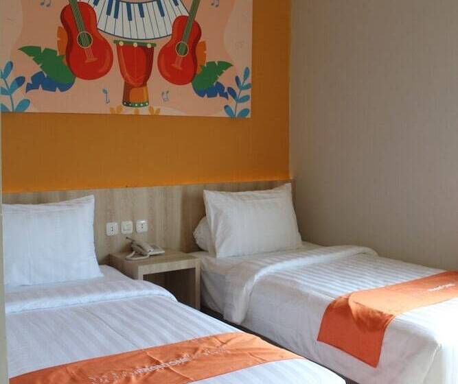 בית מלון כפרי Front One Budget Abepura