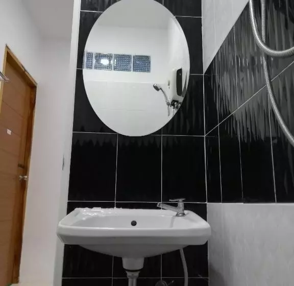 Majatalo เซราะกราว โฮมสเตย์