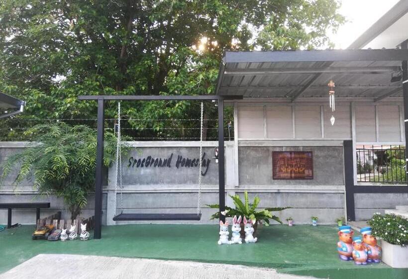 Pensjonat เซราะกราว โฮมสเตย์