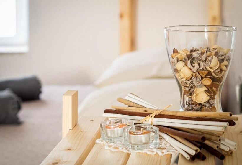 膳宿费 Affittacamere Ai Crocus