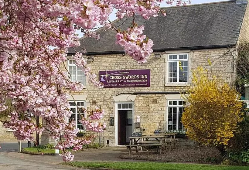 Majatalo Cross Swords Rooms, Skillington