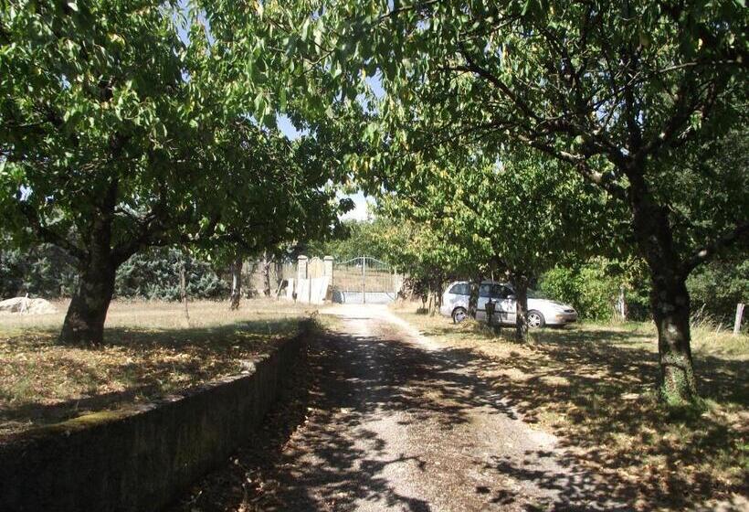 Pensionat Domaine Des Cigales, Chambre D Hôtes