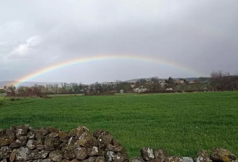 Majatalo Ferme De Fenivou
