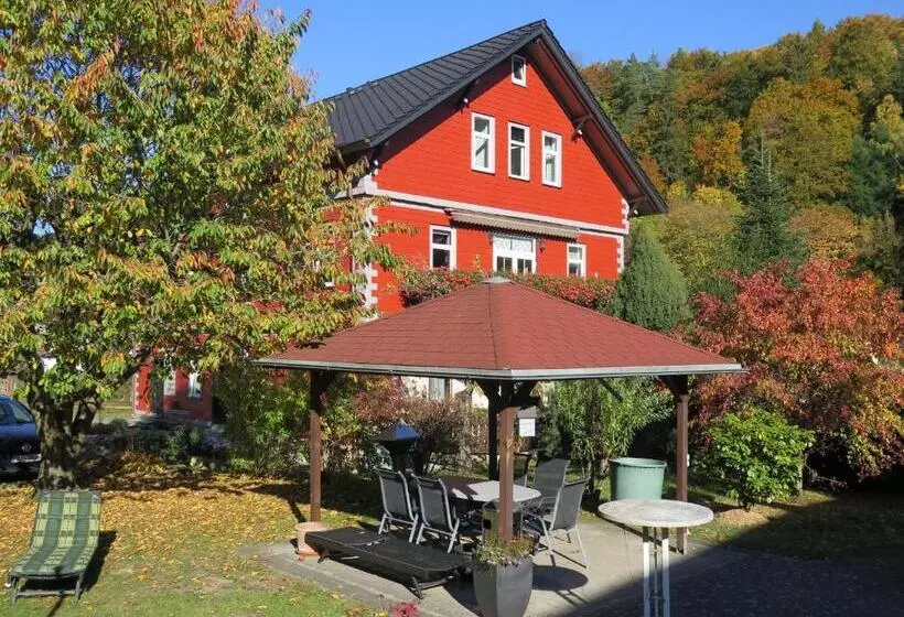 ペンション Haus Sonnenwalde   Familie Ruhe