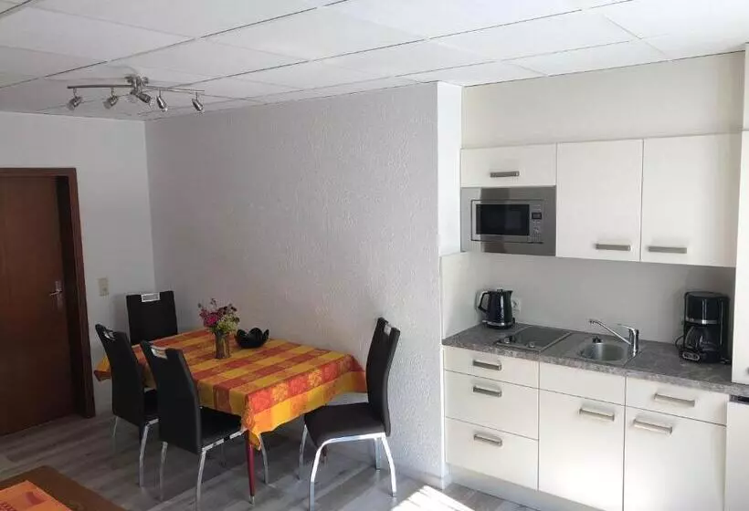 ペンション Haus Sonnenwalde   Familie Ruhe